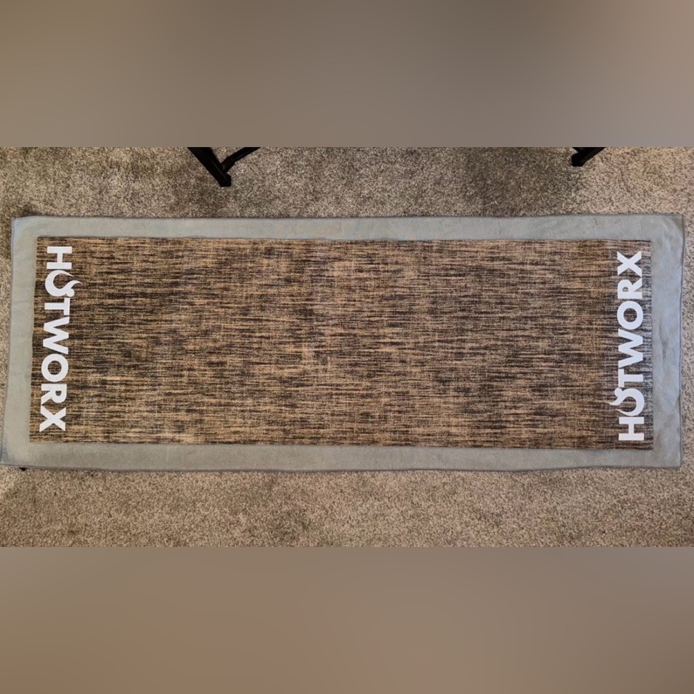 HOTWORX mat, gray and orange yoga towel set